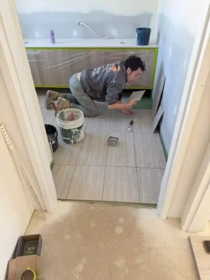 Ebert Street Bathroom and Laundry Tiling - image 2