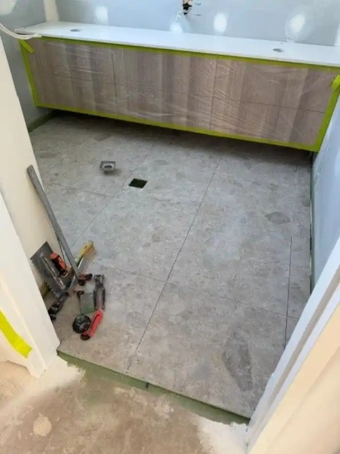 Ebert Street Bathroom and Laundry Tiling - image 3
