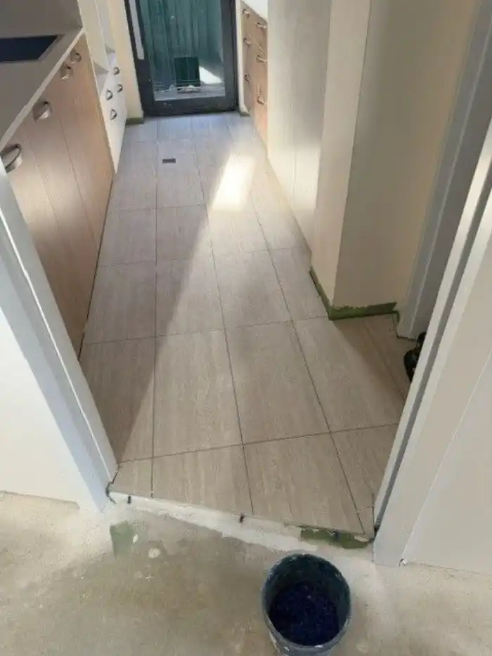 Ebert Street Bathroom and Laundry Tiling - image 4